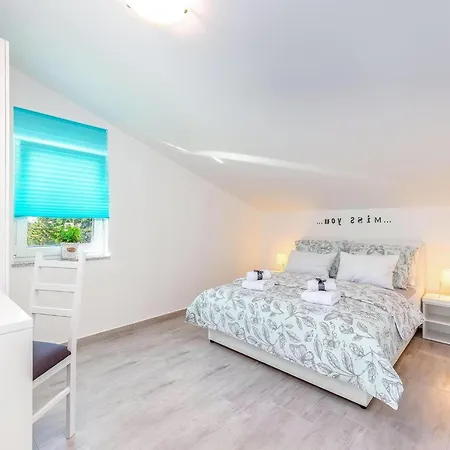 Villa In Near With Pool *