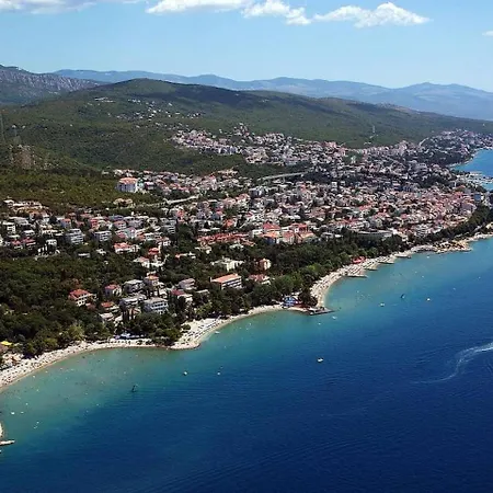 Vilă In Near With Pool *