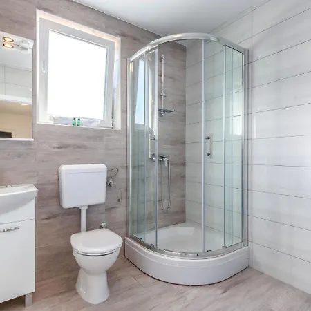 In Near With Pool Vilă