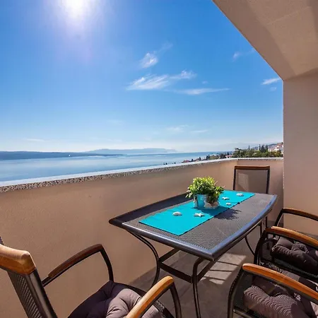 Villa In Near With Pool *