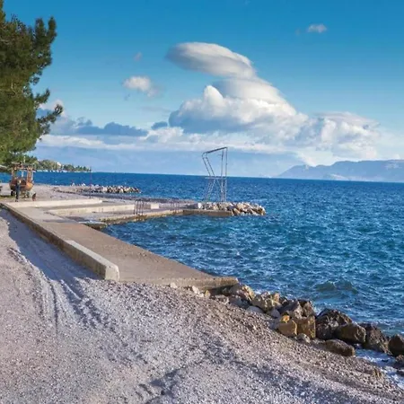 In Near With Pool Villa Dramalj